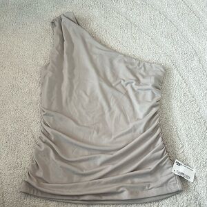 One shoulder rouched top